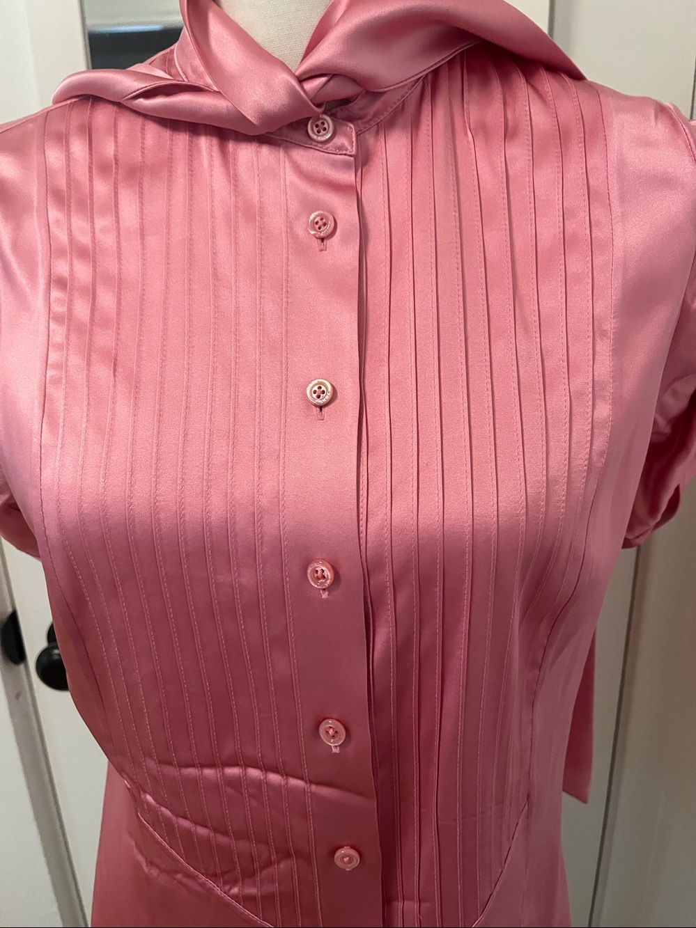 Rena Lange Hammered Silk Button Up Bow Tie Blouse Deep Pink Short Puff Sleeves - Picture 6 of 10
